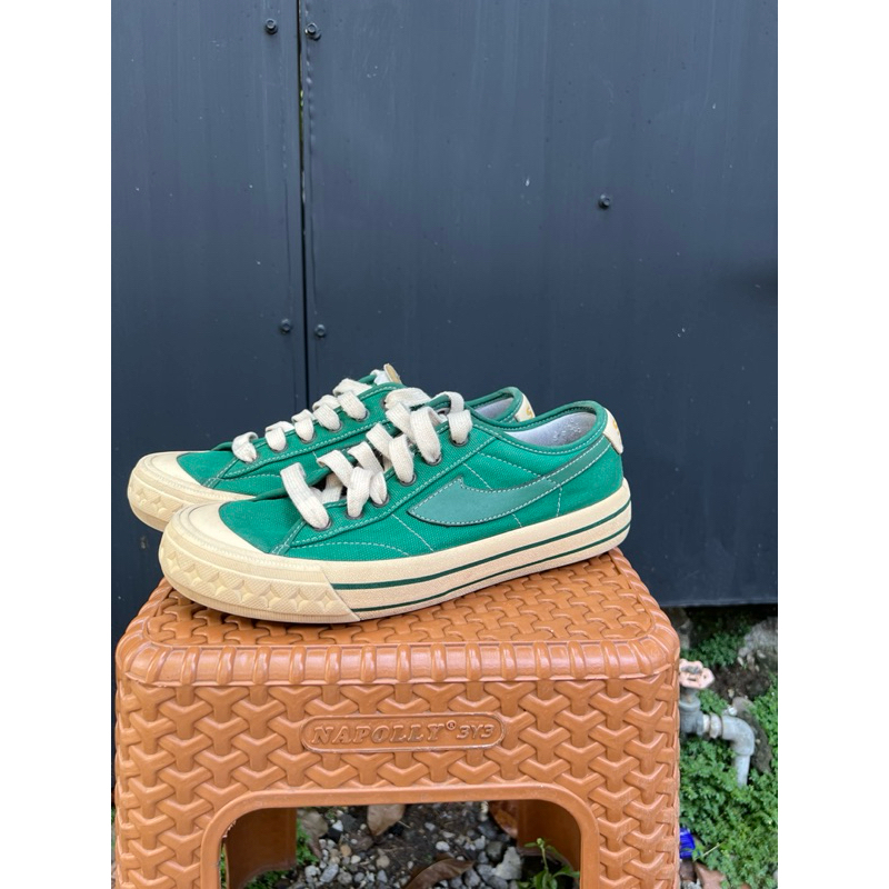 SEPATU COMPASS BBQ MOUNTAIN BOYS THE BURGER STYLE ORIGINAL PRELOVED BEKAS SECOND