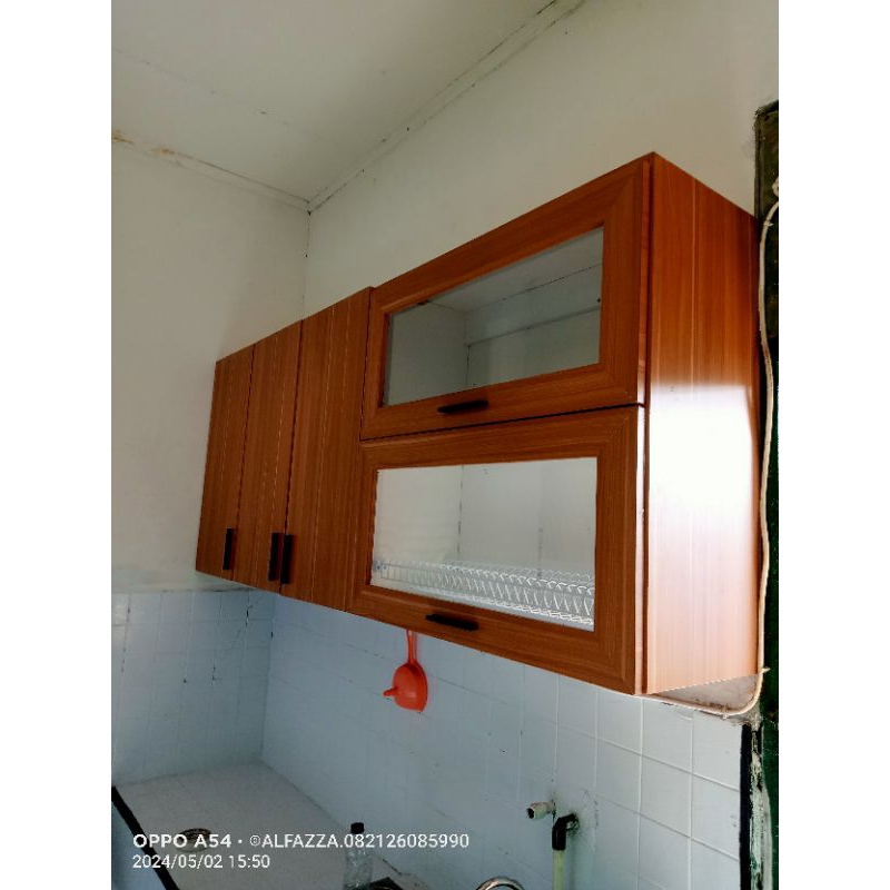 KABINET ATAS KITCHEN SET . MOTIF KAYU . LEMARI DAPUR