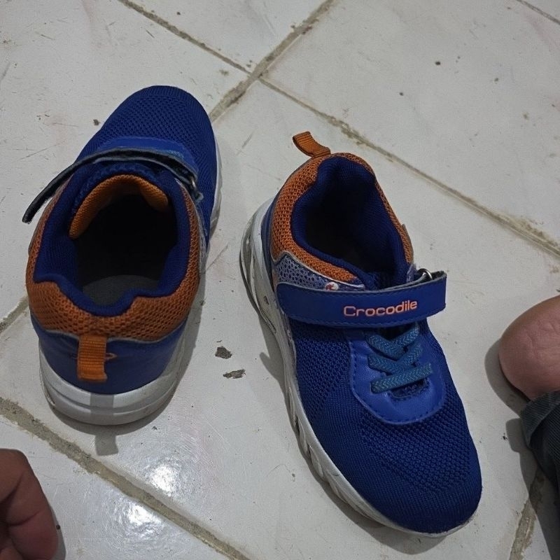 sepatu anak murah bekas original 100% crocodile