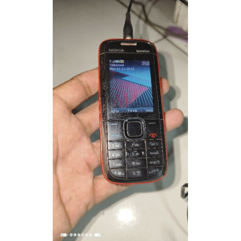 Nokia Xpresi musik 5130c-2 hp jadul