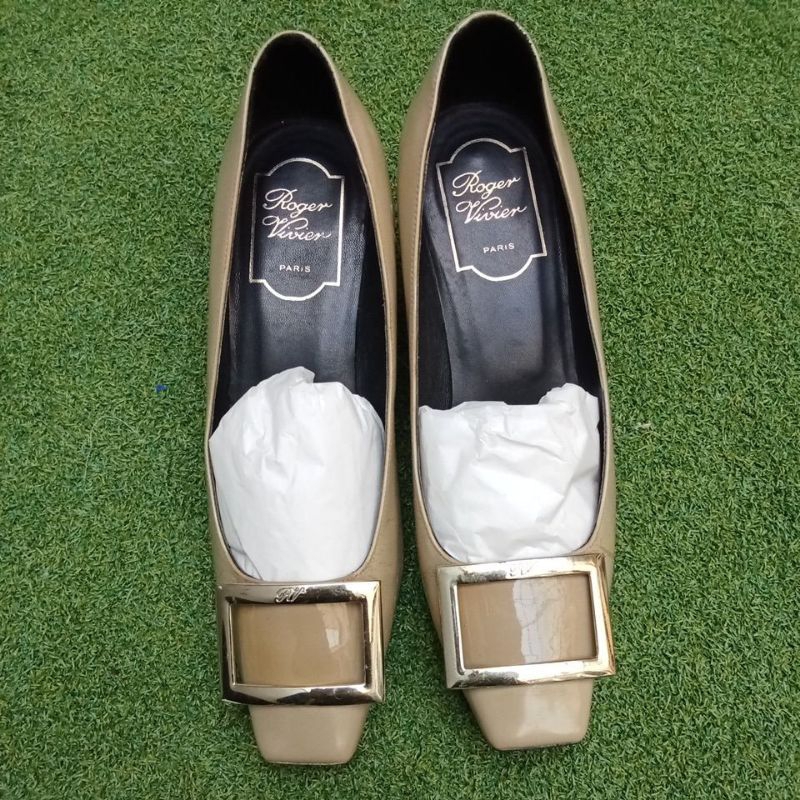 hells woman roger vivier parpar preloved