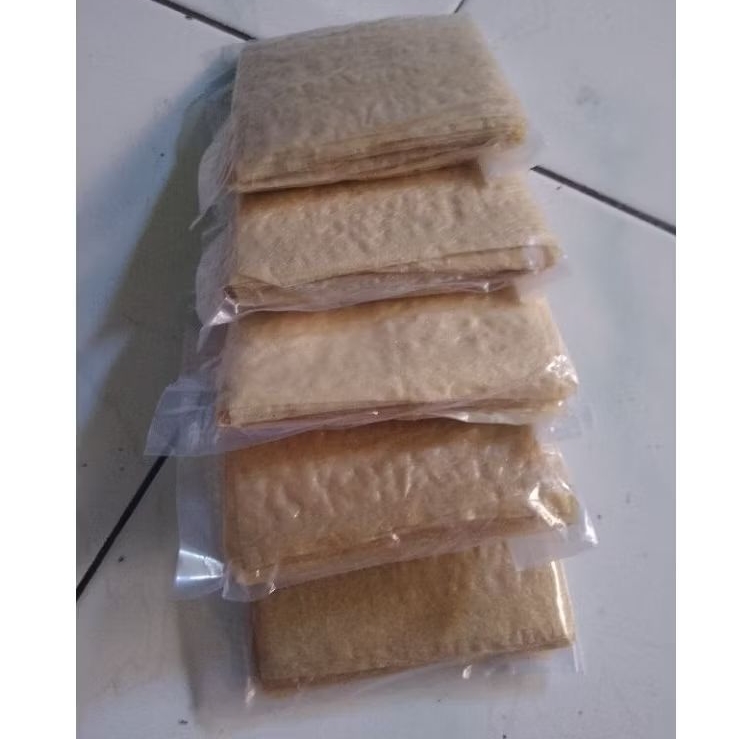 

Kulit Tahu Tawar UK 10x10cm isi (15 lembar) 100% Halal
