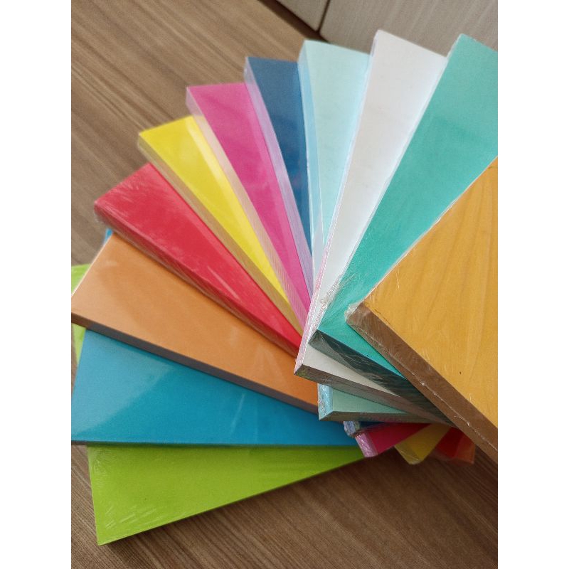 

KERTAS BUFALO WARNA - WARNI UKURAN F4 (PAK) ISI 100 LEMBAR