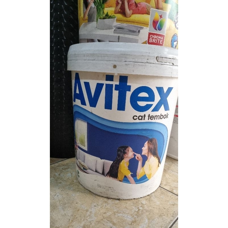 Cat tembok avitex 1 pail / 25kg (putih)