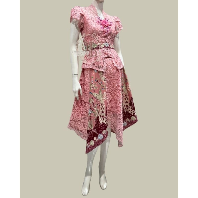 Kutubaru in milky pink, rok BATIK pat skirt, brooch, dan OBI belt | by atelier.yoon