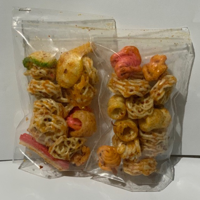 

KERUPUK SEBLAK MIX