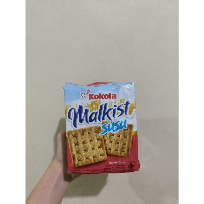 

KOKOLA malkist susu ISI NYA AGAK REMUK
