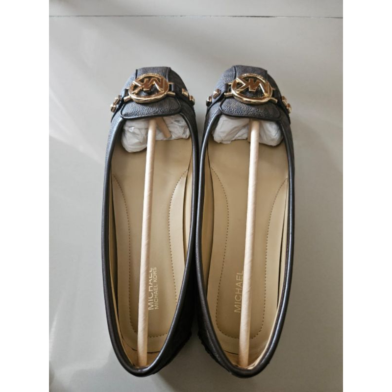 Preloved Michael Kors Fulton Brown Signature - Size 9