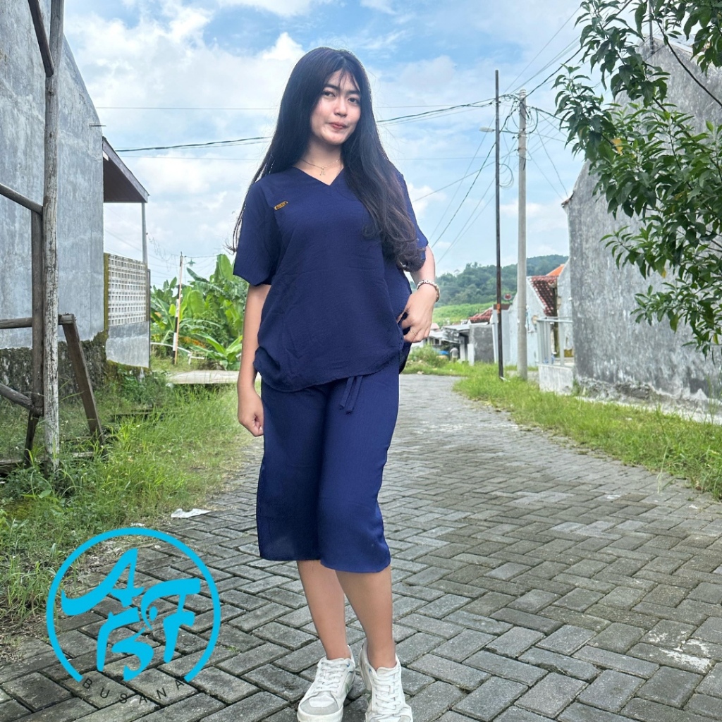 One Set Crinkle Polos Lengan Pendek Wanita Dewasa Celana Pendek one size ld 110 sampai ld 120