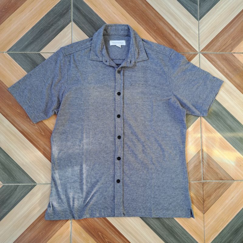 kemeja polos basic pria lengan pendek aeropostale abu gray