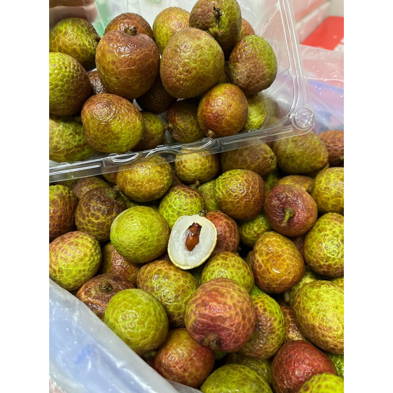 

BUAH LYCHEE LECI | PACK 500 GR | BANYAK AIR MANIS SEGAR