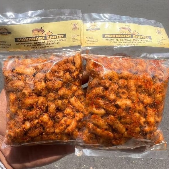 

MAKARONI BANTET EXTRA PEDAS 60 gr - Makanan Ringan Oleh-oleh Khas Tasikmalaya