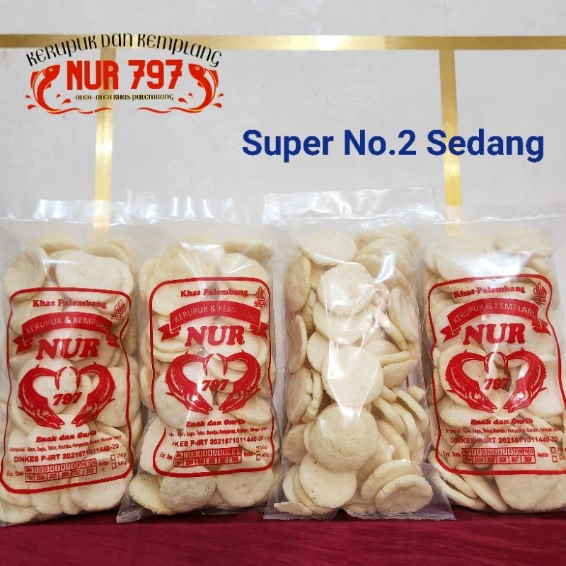 

SUPER NO.2 SEDANG 250gr 500gr 1000gr kancing ikan tenggiri kerupuk kemplang NUR 797 khas PALEMBANG asli