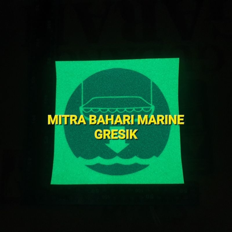 

Stiker IMO Symbol IMPA 335103 Lower Lifeboat Ukuran 15x15cm Glow In The Dark