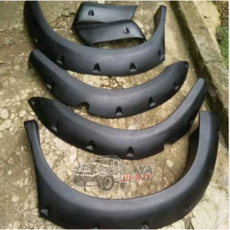 OVER FENDER MITSUBISHI L200