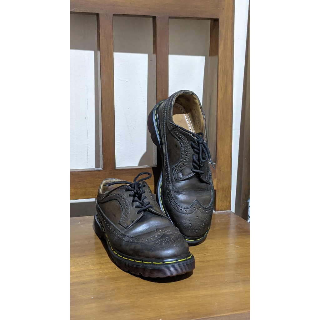 Dr. Martens Original Made In England 3989 Brown Brogue Wingtip Size 6UK (setara 39-40)
