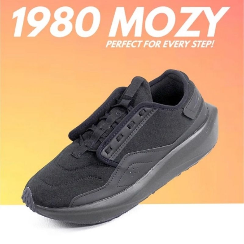 Specs 1980 Mozy Black Sepatu Sneakers Pria SPE1000055