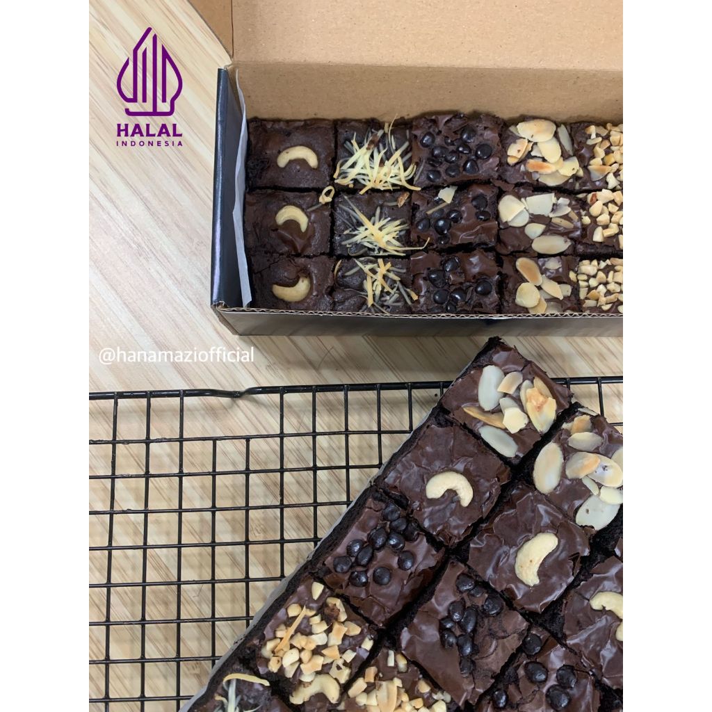 

BROWNIES PANGGANG PREMIUM MIX VARIAN (FREE TESTER BROWNIS KEJU BITE) 20x10 260gr HALAL