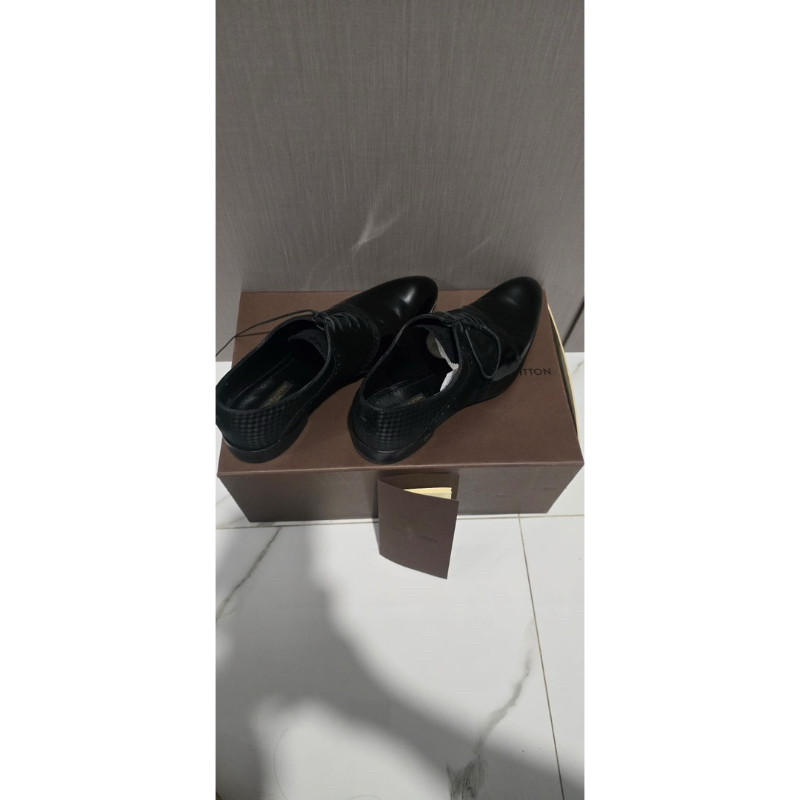 SEPATU PANTOFEL COWOK ORIGINAL LOUIS VUITTON