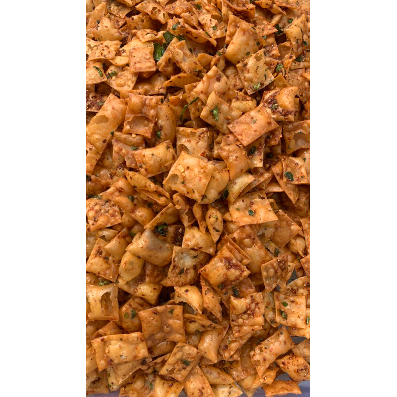 

Keripik Pangsit Pedas Daun Jeruk