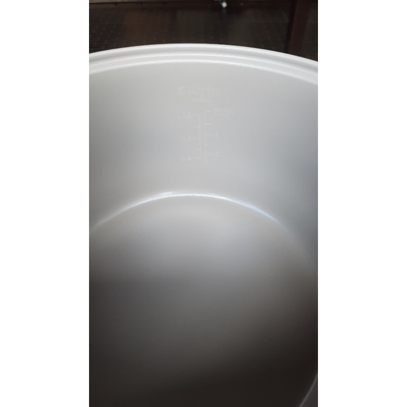 Miyako Panci Magic Com Nanoal 1,2 Liter