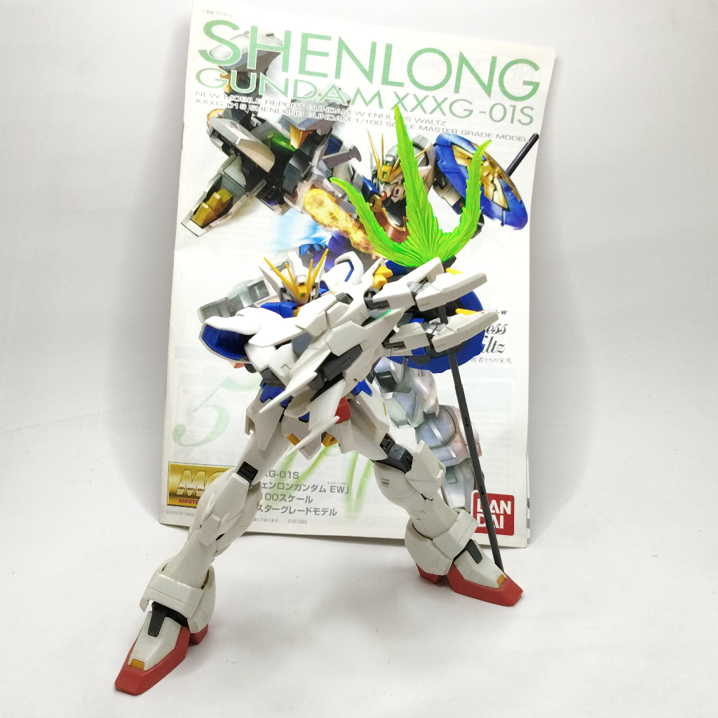 Bandai MG Shenlong / Gundam 1/100 2nd Sudah Rakit M200