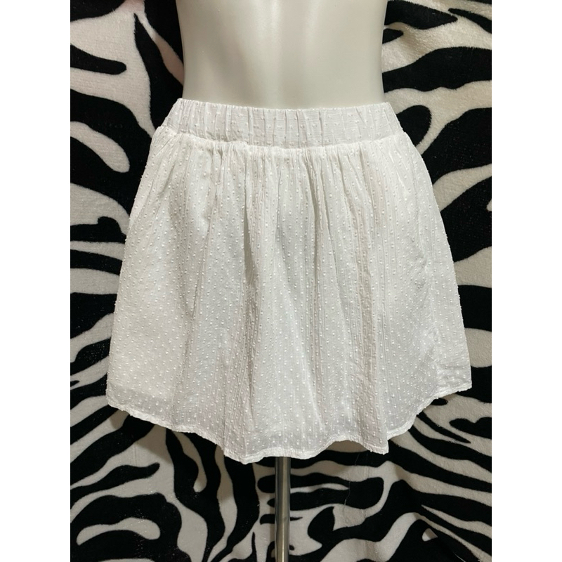 UNIQLO White Mini Skirt