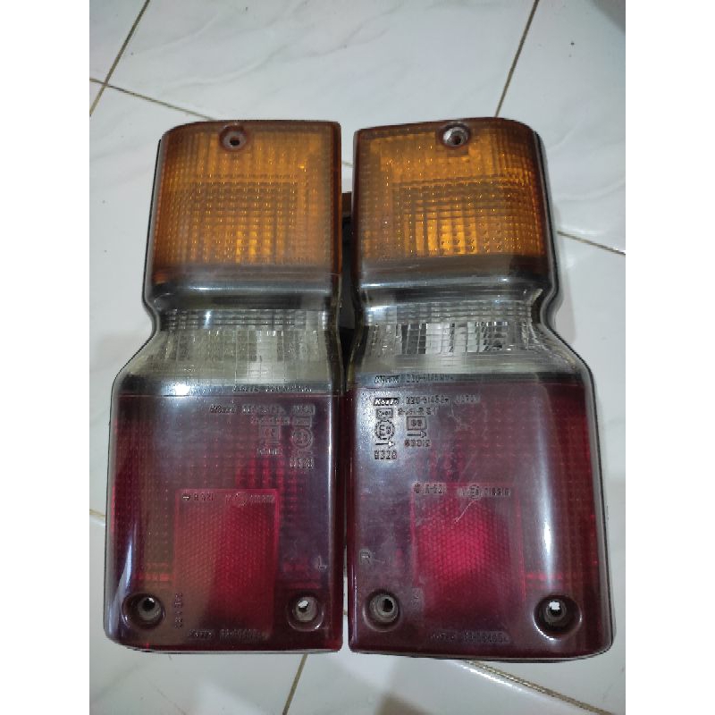 stoplamp Taft GT atau stoplamp Feroza atau stoplamp Daihatsu Taft atau lampu belakang Taft GT atau l