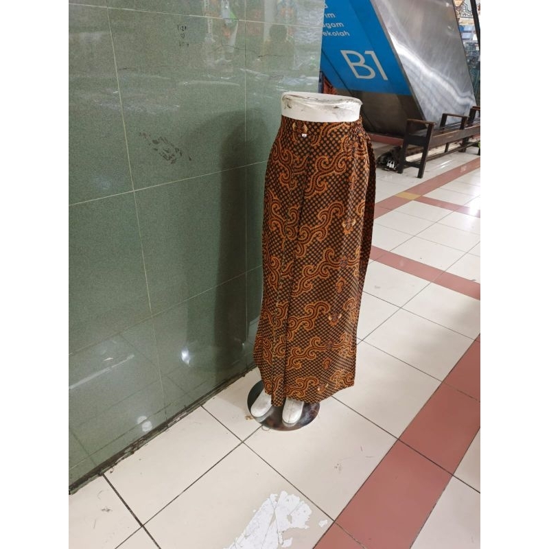 Rok Batik Jawa Model Span Wiru/Wiron