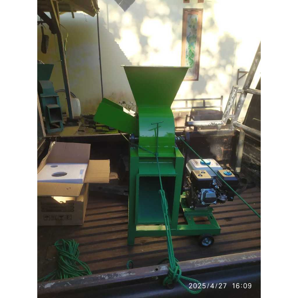 mesin chopper pakan multifungsi