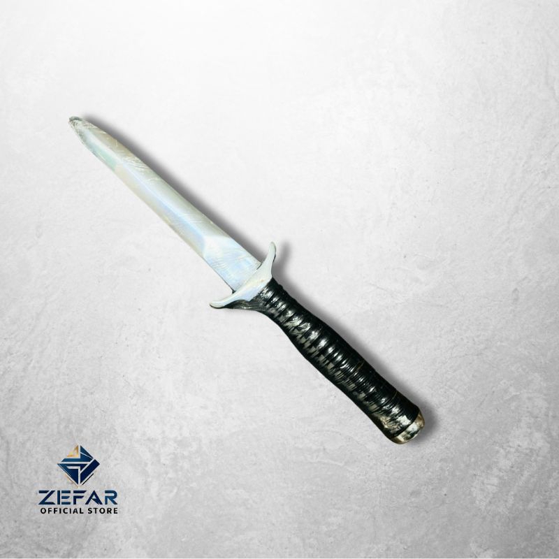 BELATI SENJATA SENI PENCAK SILAT