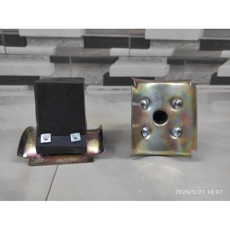 Setoper Belakang Mobil L300 /Colt T. 120 jadul, Carry 1.0 bahan karet Ban eceran