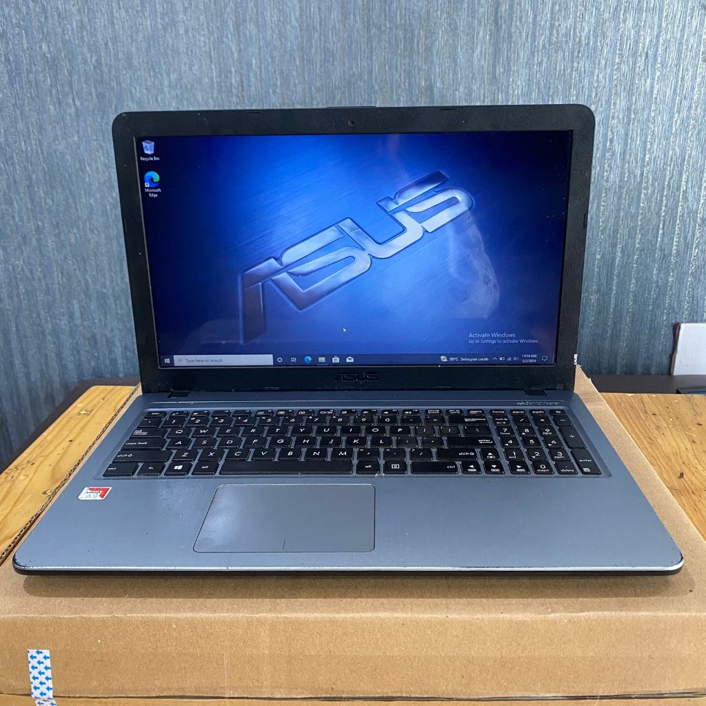 READYSTOCK Laptop Asus X540BA, Amd A9-9425, 4/1TB, Silver