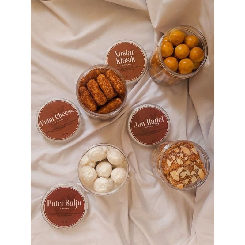 

HAMPERS KUE KERING PREMIUM