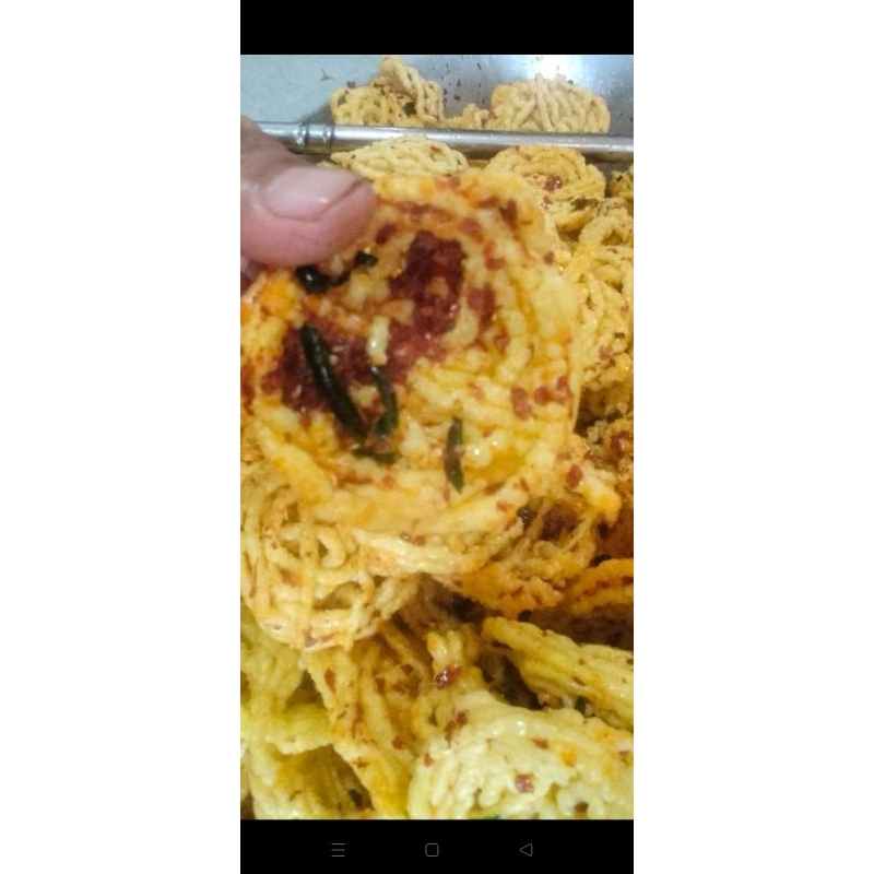 

KERUPUK MIE CIKRUH
