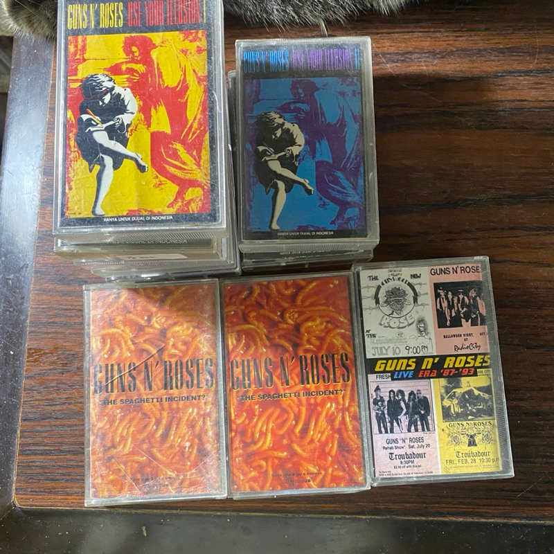 KUMPULAN KASET PITA GUNS N' ROSES - ORIGINAL