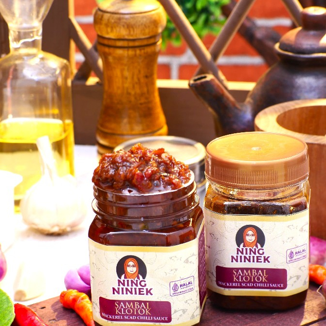

SAMBAL IKAN KLOTOK PEDAS NING NINIEK / SAMBAL IKAN PEDA / SAMBEL IKAN ASIN KHAS SURABAYA 120 GR