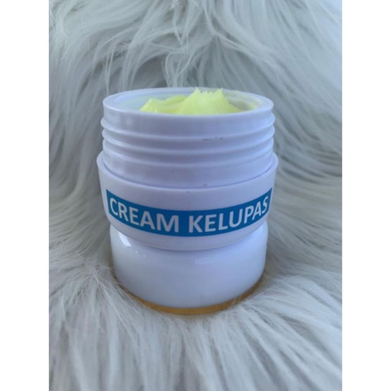 TERLARIS CREAM MERONTOKKAN FLEK HITAM TEBAL/ CREAM KELUPAS MALAM UNTUK MEMUDARKAN FLEK HITAM