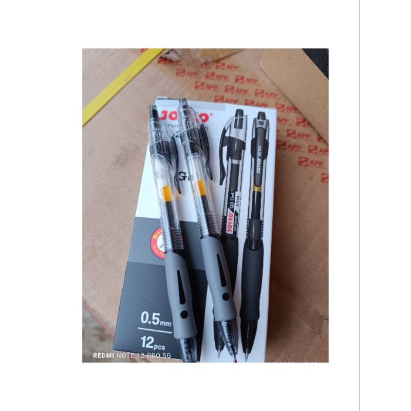 

1 Box Isi 12Pcs Pulpen Joyko Gel