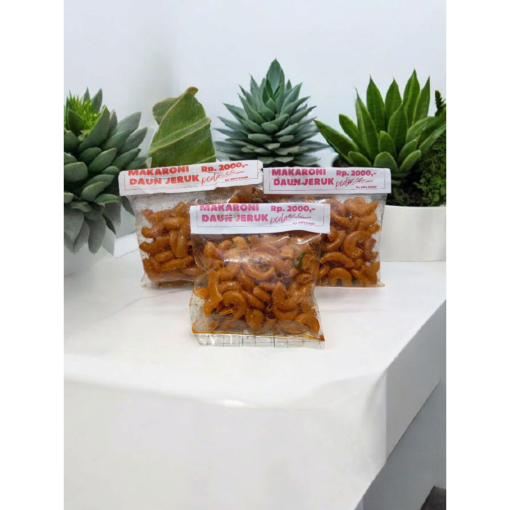 

Makaroni Daun Pedas Daun Jeruk