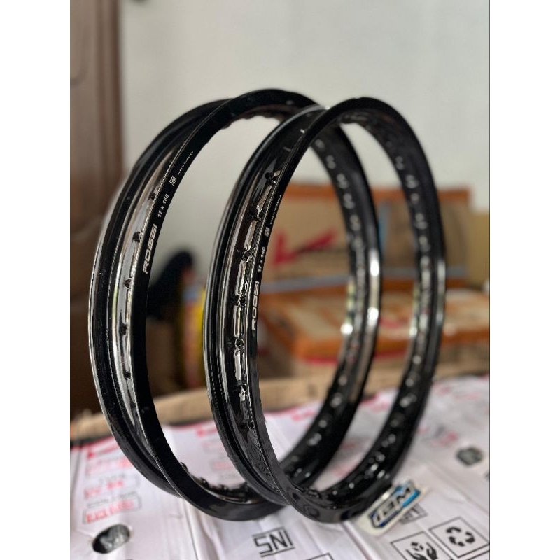 VELG ROSSI HITAM GLOSSY GILAP RING 17 UKURAN 140 160 185,VELG VELEK ROSSI WX SHAPE KOTAK RING 17 140