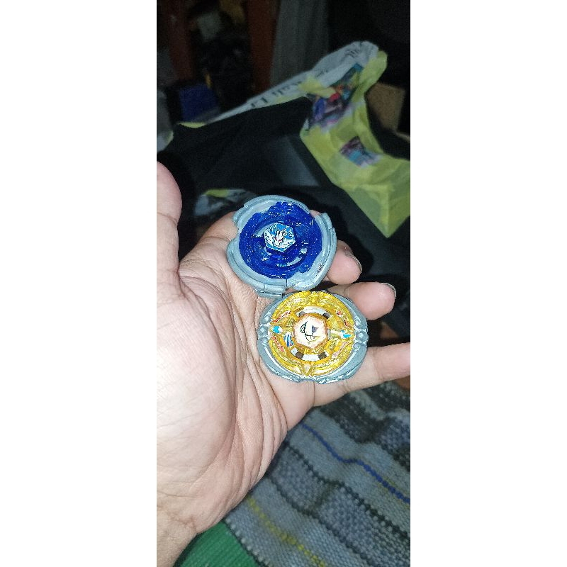 Beyblade metal fight flash sagittario & bigbang pegasis dx