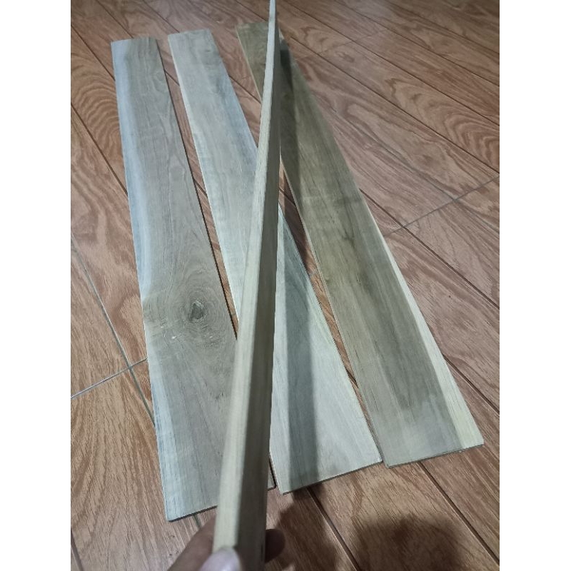 PAPAN KAYU JATI PERHUTANI