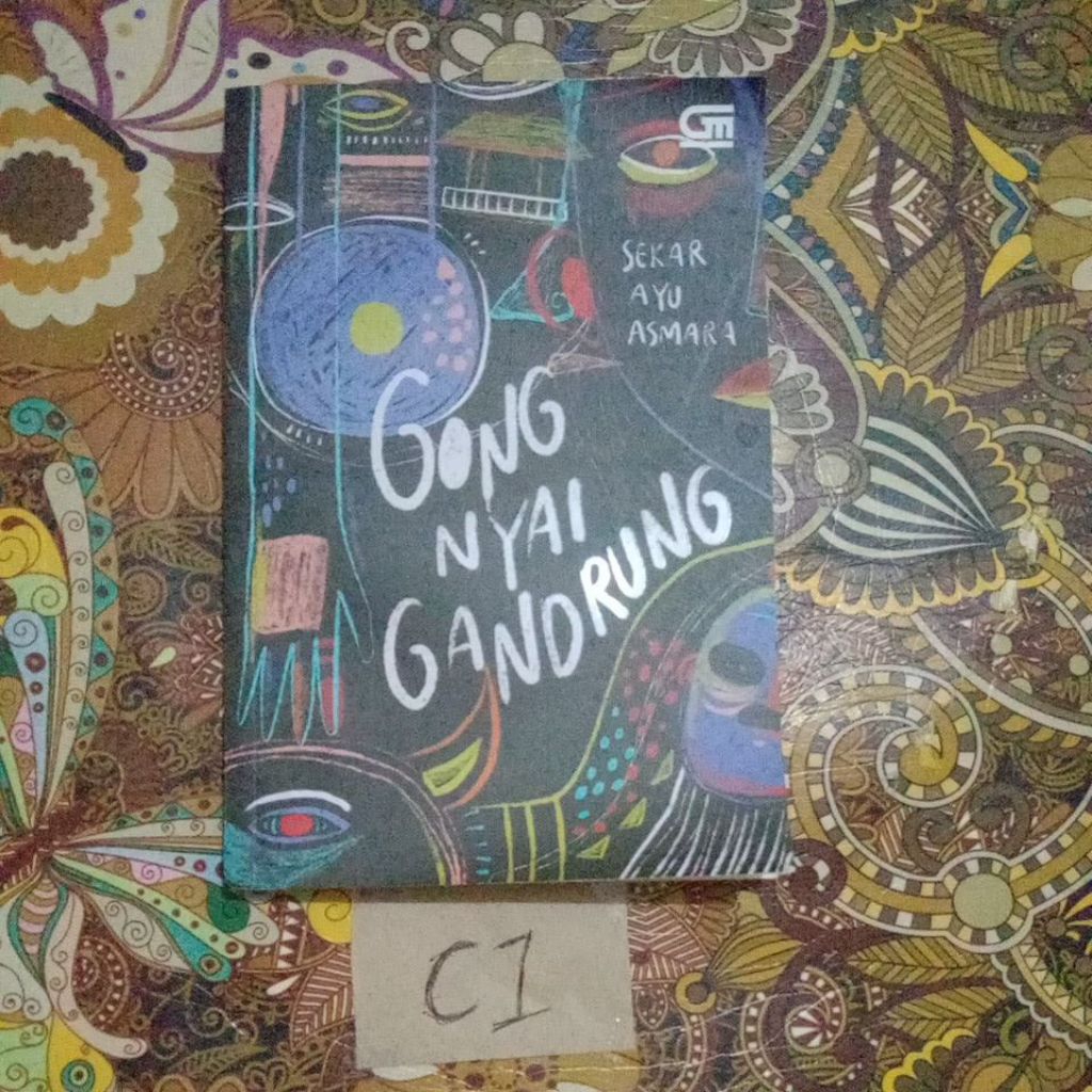 BUKU GONG NYAI GANDRUNG, SEKAR AYU ASMARA