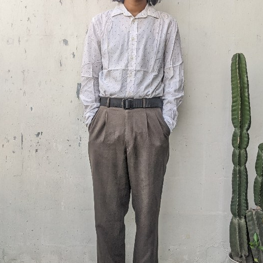 KEMEJA MOTIF BANANA REPUBLIC