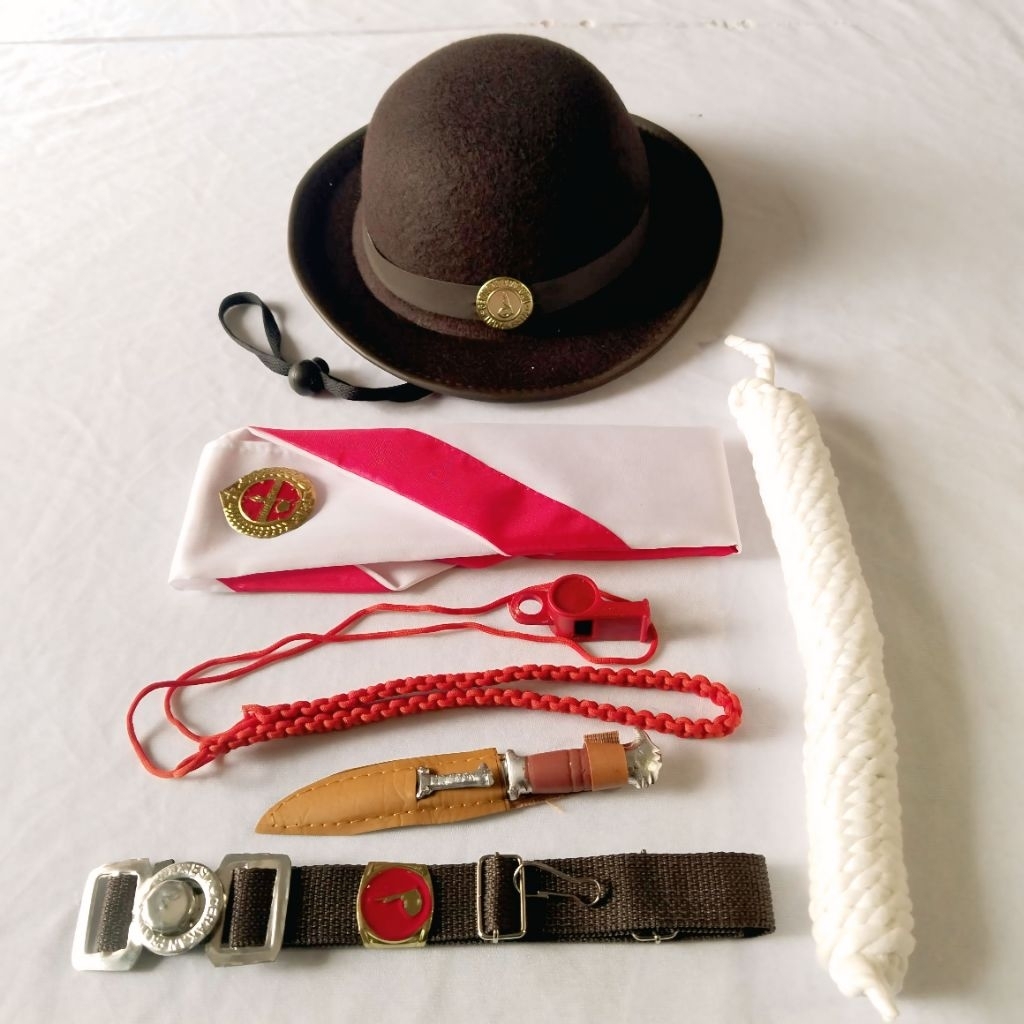 Atribut Peralatan Pramuka, Set Perlengkapan Pramuka, Cewek/cowok SD SMP SMA