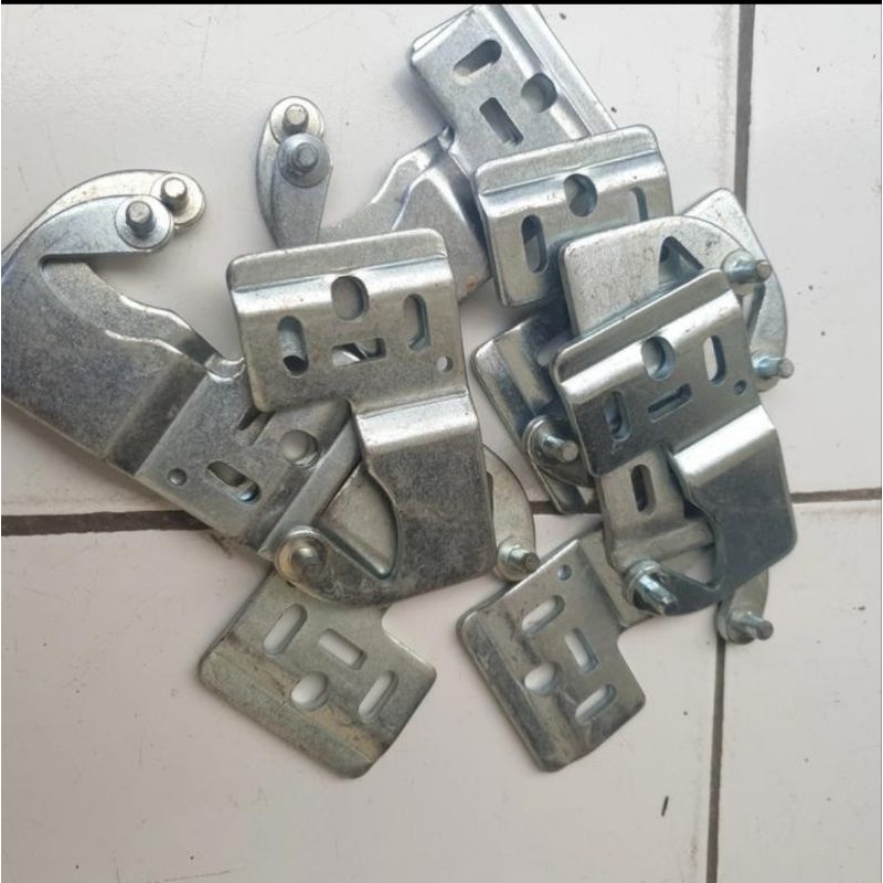 engsel kulkas bawah 05