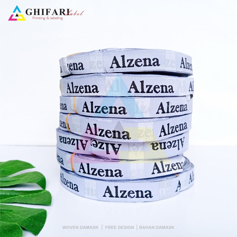 

1x4cm / label woven / label bordir / label rajut / label dasmak / label hijab / label pakaian / label gamis