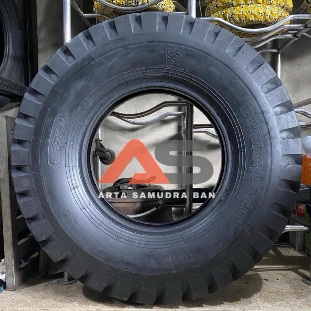 Ban Truk Trailer Bridgestone V-LUG VLUG 1000 10.00 - 20 16PR