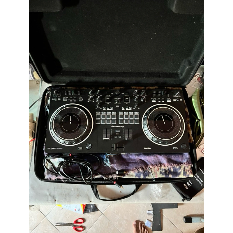 pioneer DDJ REV 1